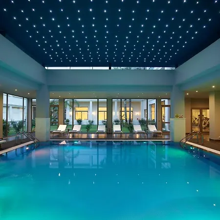 Apollo Blue Hotel 5*