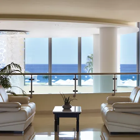 Apollo Blue 팔리라키