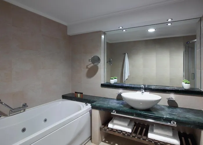 Apollo Blue Hotel 5*